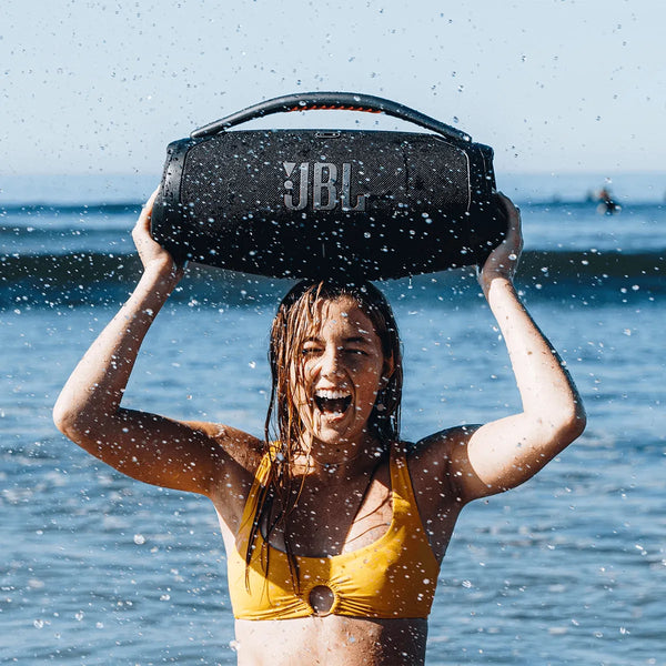 PARLANTE JBL BOMBOX